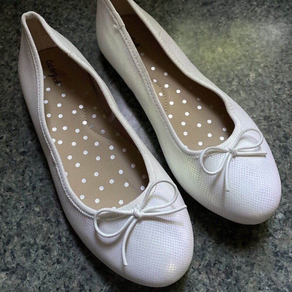 Cat & Jack Girls Ballet Flats White Faux Leather Bow 3 irridescent